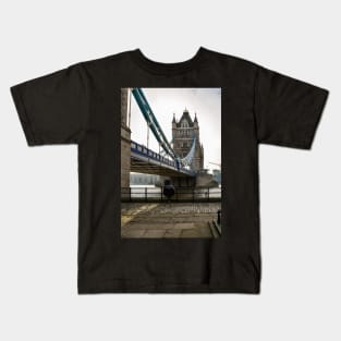 Low angle view of the Tower bridge Kids T-Shirt